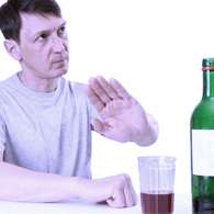 Алконоль подавляет тягу к алкоголю
